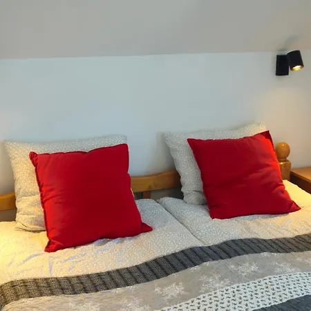 Guest house Goscinne Krysta *
